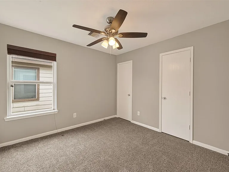 18302 Walden Gate Ln — Photo 28