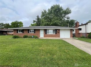 323 Brownstone Dr, Englewood, OH