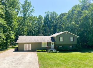 165 Laurel Ln, Carrollton, GA 30116