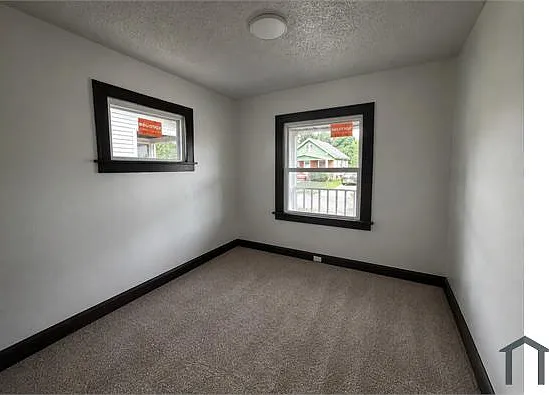 3 bed, 1356 sqft, $2,200 — Photo 4