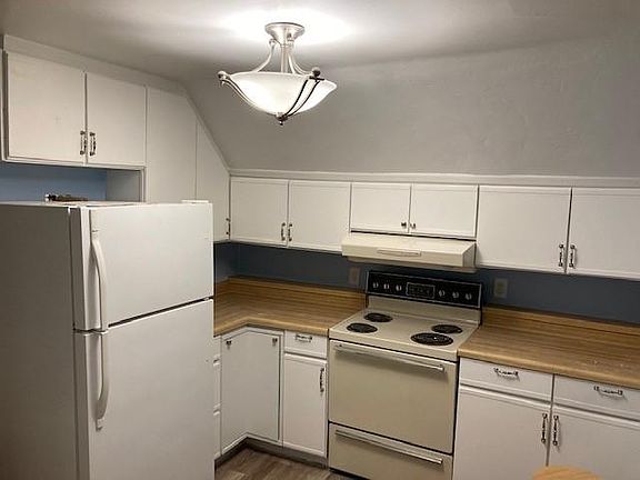 4th image of 1513A Saint Charles St #A