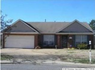 1135 Stonegate Cv, Southaven, MS 38671