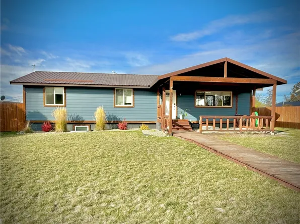 207 Miles Ave, Clyde Park, MT 59018