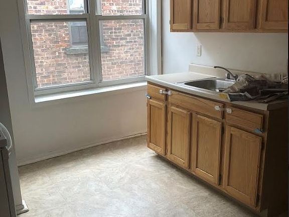 2nd image of 44 Broadway APT 10
