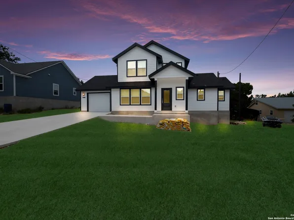 122 Hi View, Lakehills, TX 78063
