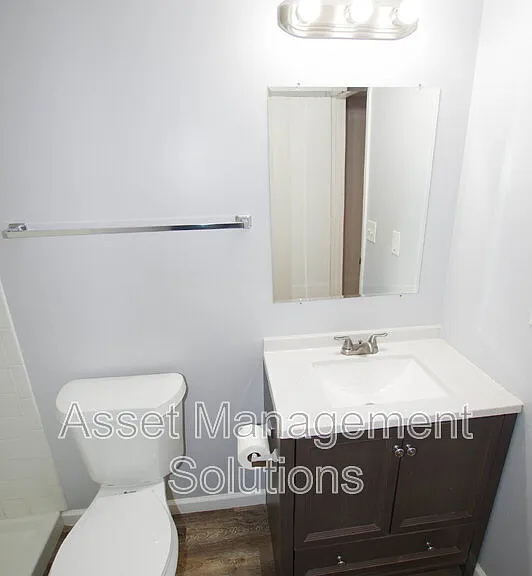 1 Oak Point Dr — Photo 16