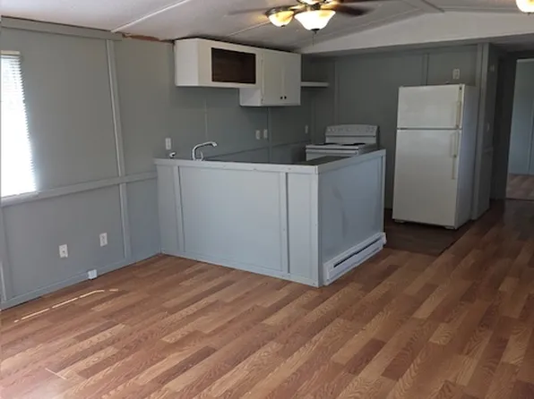 900 Kathleen Dr #43, Pulaski, TN 38478