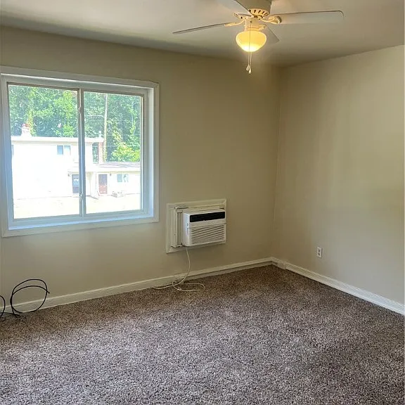 605 Monticello Dr — Photo 10