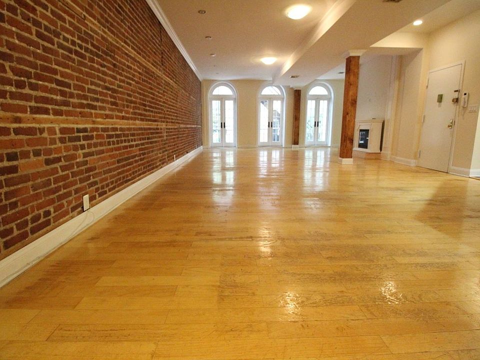 1st image of 62 Pearl St #*2*