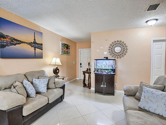 5th image of 5449 NW 95th Avenue