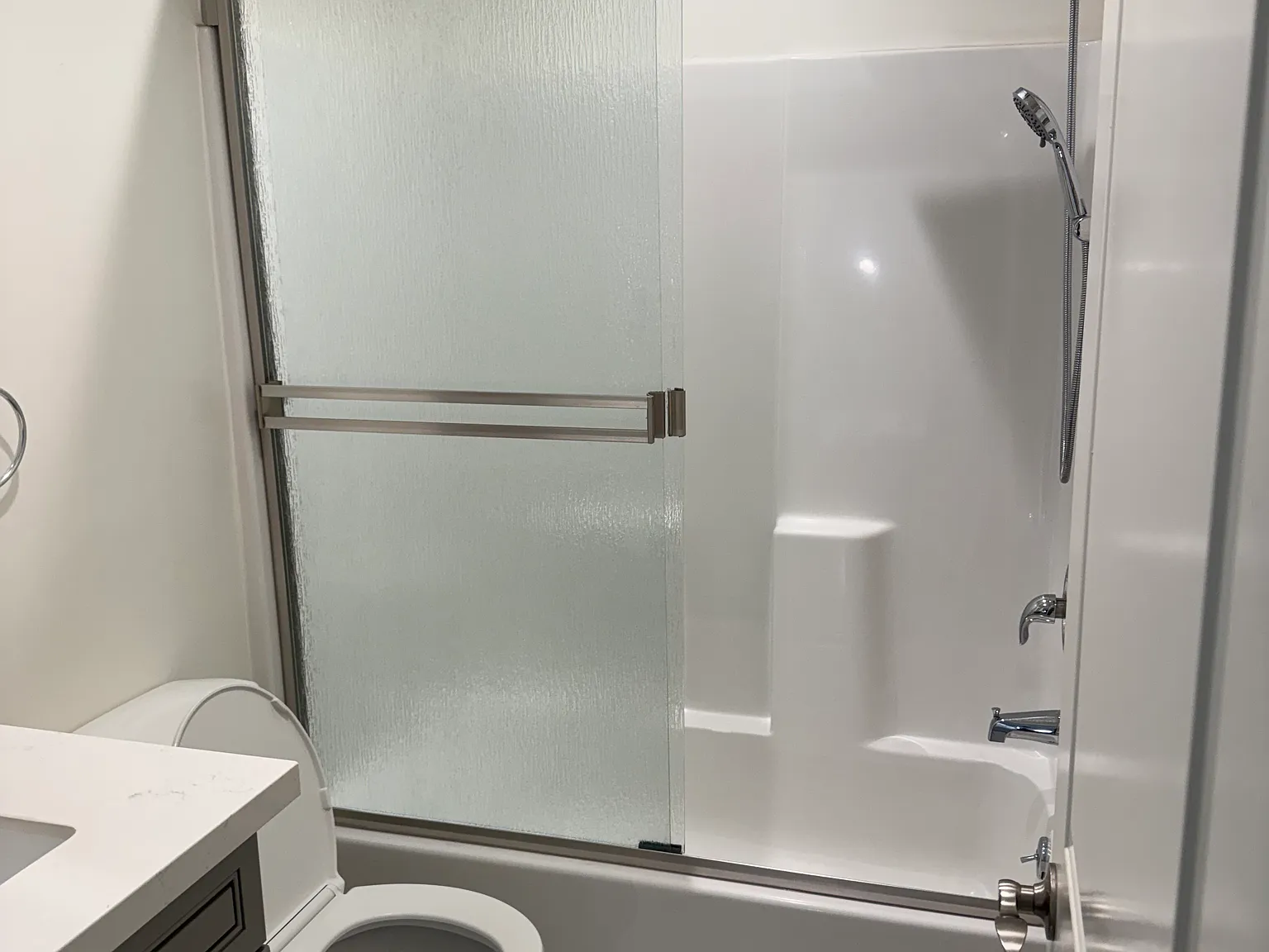 3 bed, $3,650 — Photo 2