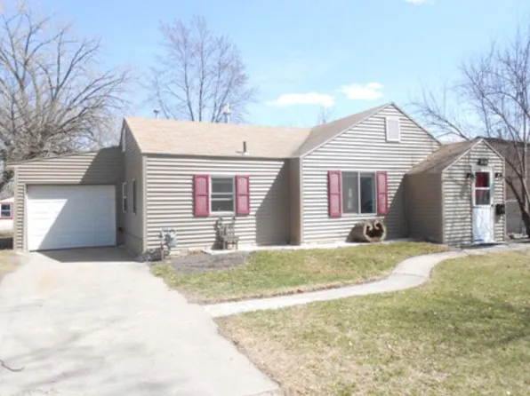 1107 S 28th St, Fort Dodge, IA 50501