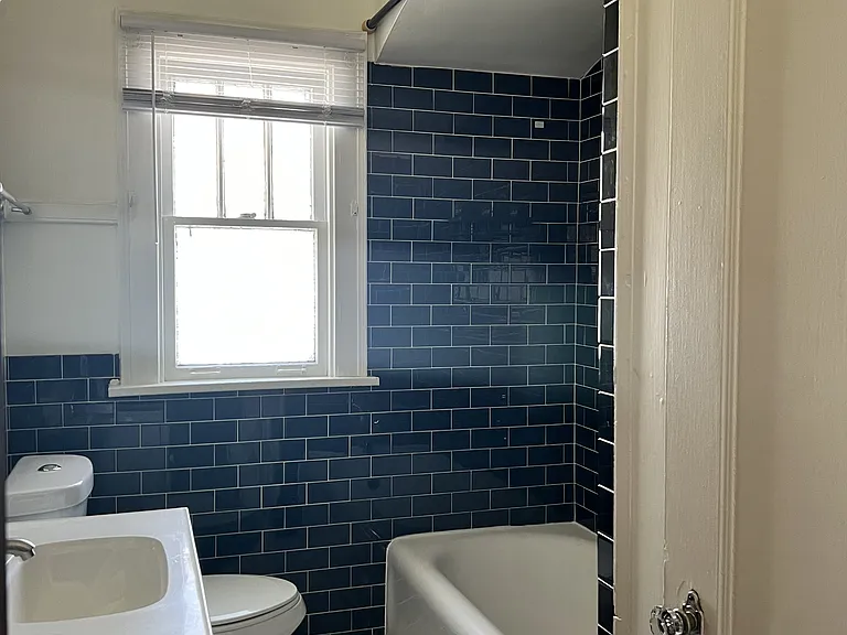 43 N Lewis Ave — Photo 10