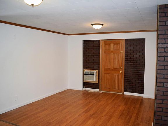 5th image of 24654 Lawndale St