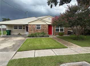 3229 Hero Dr, Gretna, LA 70053