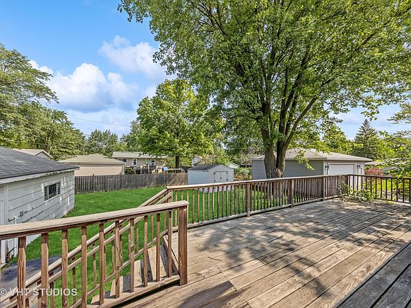 3rd image of 338 Idlewood Dr