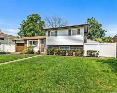 355 W 24th Street, Deer Park, NY, 11729