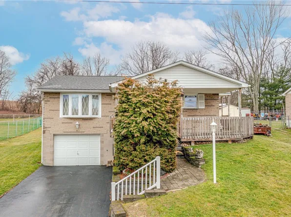 60 Nancy Dr, Jeannette, PA 15644