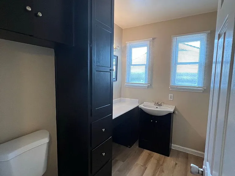 210 Irene St — Photo 21