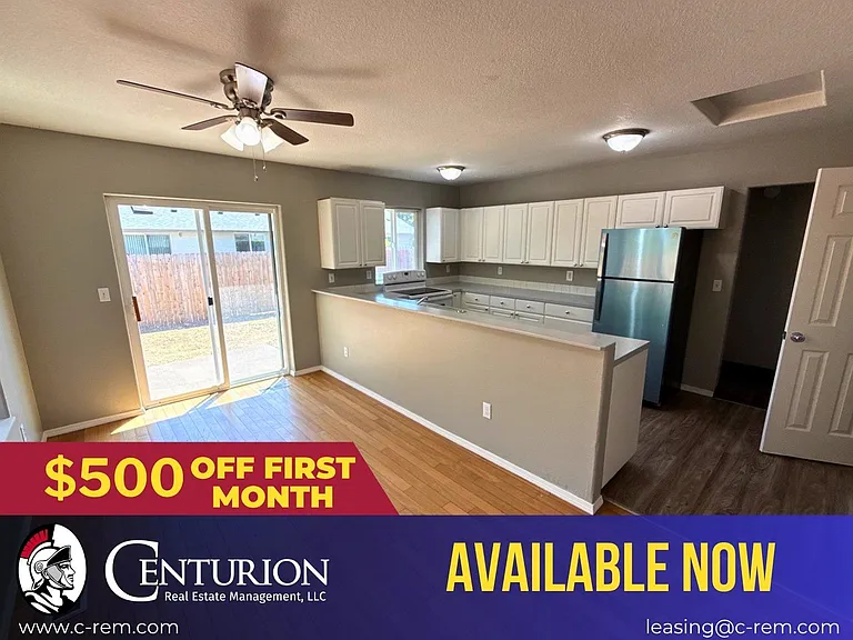 4312 Sacramento Ct NE — Photo 1