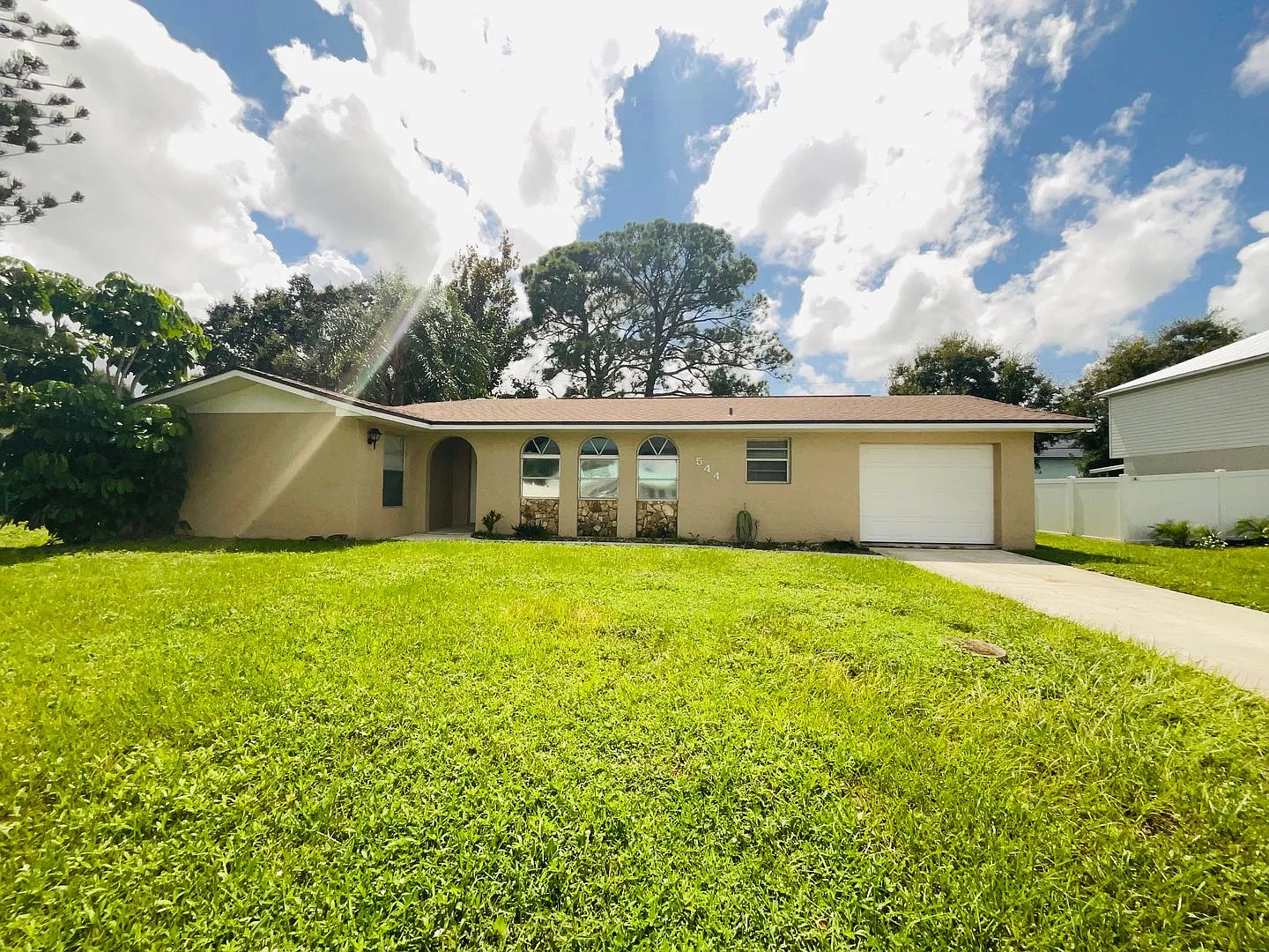 Floresta & PSL Blvd Location — Photo 1