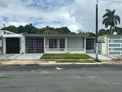 Urb Santa Juanita Pedreira St #WC-14, Bayamon, PR, 00956