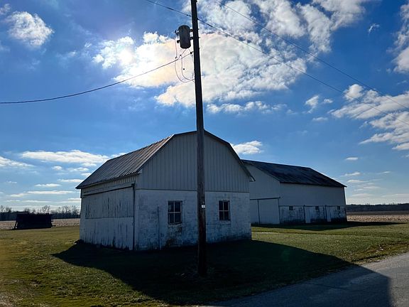 2nd image of 1799 W County Road 800 S