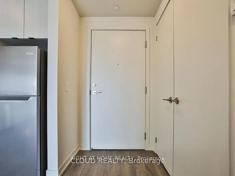 58 Sky Harbour Dr #410 — Photo 11