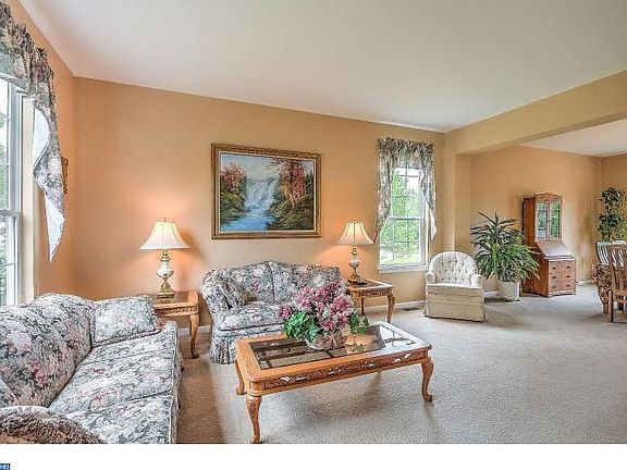 2nd image of 24 Country Woods Dr