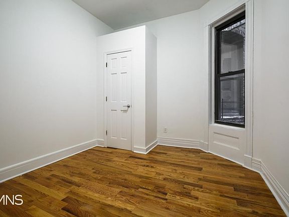 3rd image of 2310 A C Powell Blvd APT 5