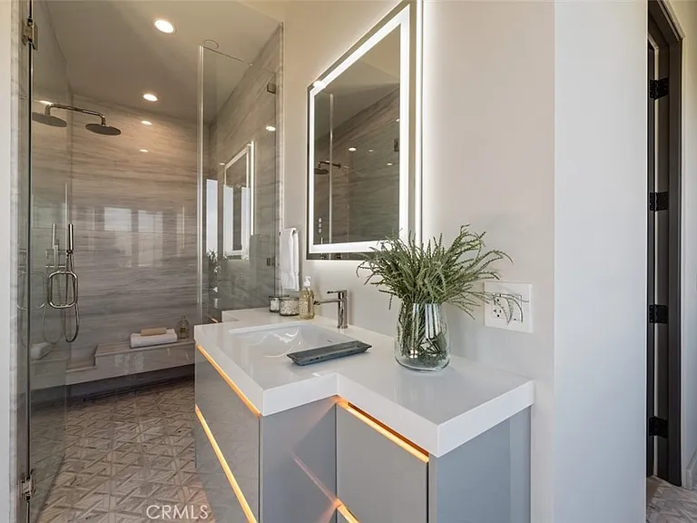 3121 Old Topanga Canyon Rd — Photo 49