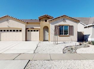 5548 Summer Land Dr, Linda, CA