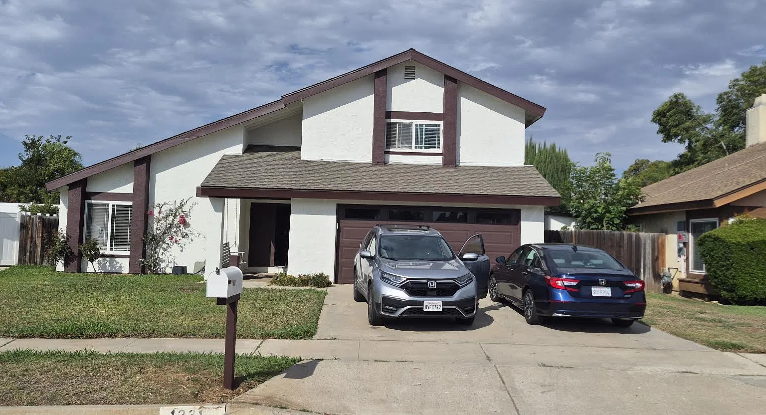 3 bed, 2.5 bath, 2000 sqft, $4,300 — Photo 1