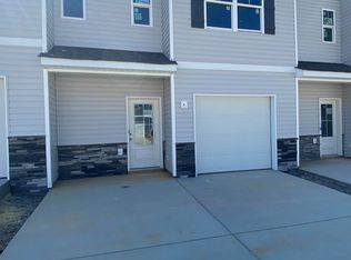 1041 Saylors Pl, Jonesborough, TN 37659