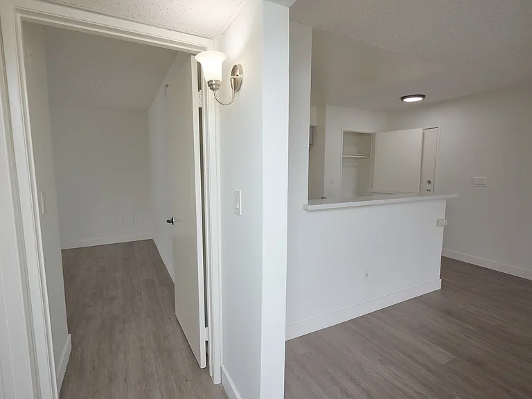 Victory Apartments — Photo 15