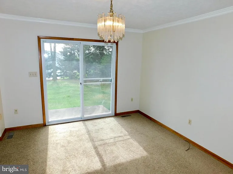 715 Shawnee Brooke Dr — Photo 6