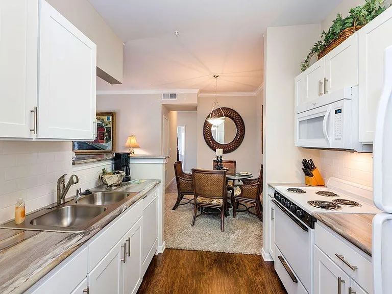 4350 Mira Linda Point — Photo 1