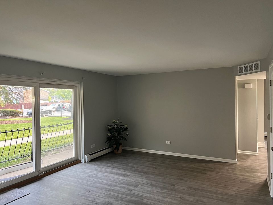 11114 S 84th Ave APT 1B, Palos Hills, IL 60465 Zillow
