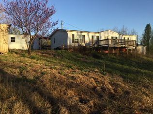 810 P Brewington Rd, Cookeville, TN 38501