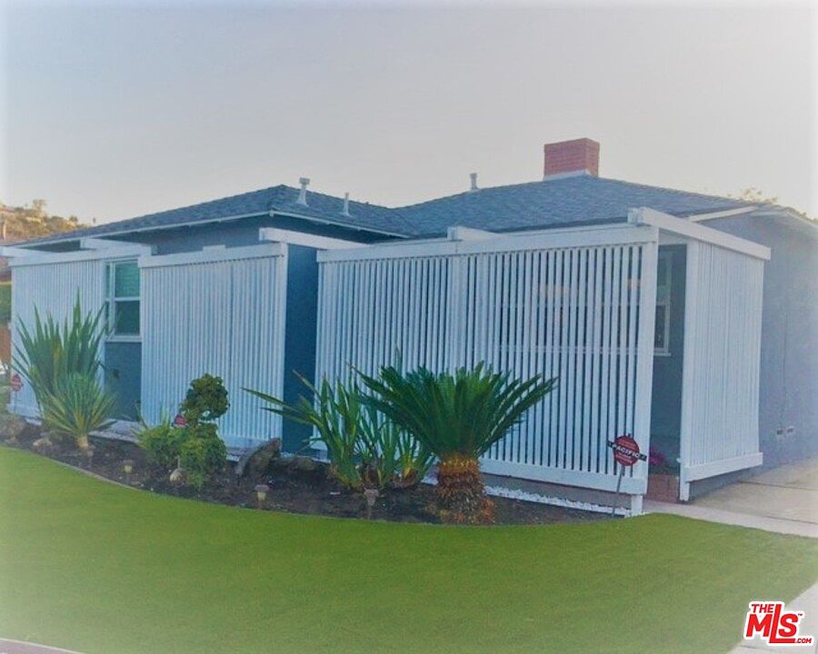 1st image of 3825 S Sycamore Ave
