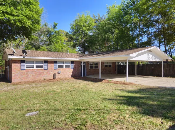 101 Blaylock St, Crestview, FL 32539