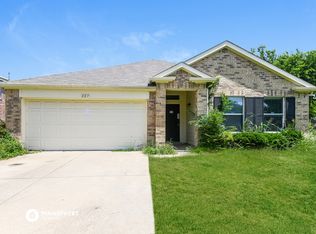 807 Creekside Dr, Glenn Heights, TX 75154