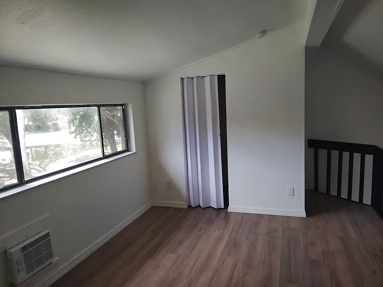 2122 Bradford St #526 — Photo 9
