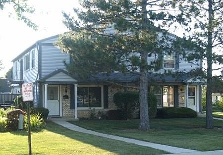1st image of 636 Newton Ct #636