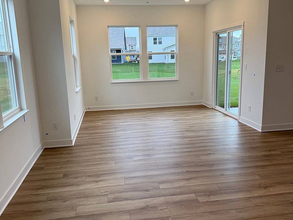 2nd image of 6205 Balsam Ct