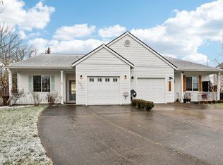 13654 Garden Meadow Dr, Oregon City, OR 97045
