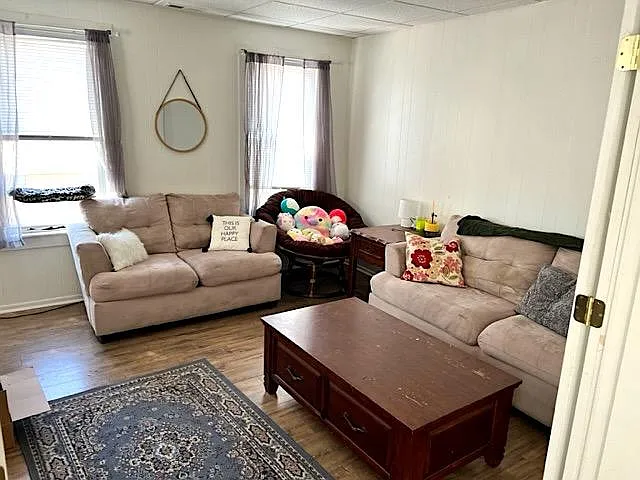 21 1/2 Elizabeth St #2 — Photo 6