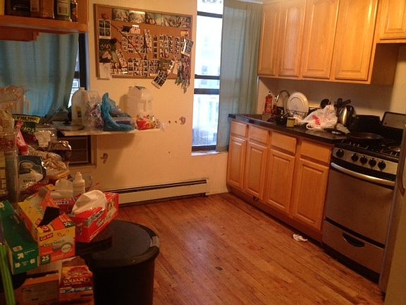 4th image of 521 Lafayette Ave #3RE