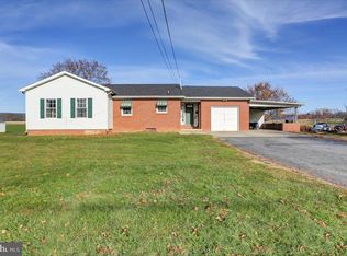 2173 Newville Rd, Carlisle, PA 17015