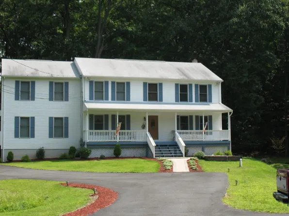 315 Hudson Ave, Hopatcong, NJ 07843